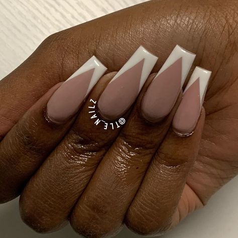 Coffin Shape French Tip Nails, V French Tip Nails Coffin, V Tip Nails Coffin, V Shape French Tip Nails, V Tip French Nails, V Shaped French Tip Nails, V Cut Nails, Frenchie Tips, V Cut French Tip Nails