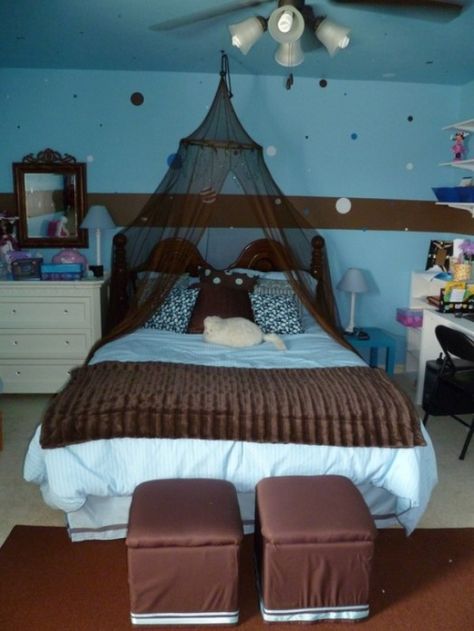 31 Chocolate Brown Kids Rooms Design Ideas To Inspire Kidsomania | Kidsomania Early 2000s Bedroom, Early 2000s Room, 2000s Room Decor, Rooms Design Ideas, 2000s Bedroom, 2000s Core, 2000s Room, Pink Era, Brown Theme