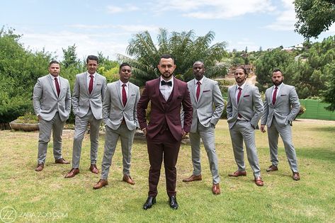 Cabernet Groomsmen Attire, Groomsmen Attire Grey, Burgundy Suits, Burgundy And Grey Wedding, Wedding Photography Groom, Grooms Attire, Wedding Groomsmen Attire, Suits Groom, Groom And Groomsmen Suits