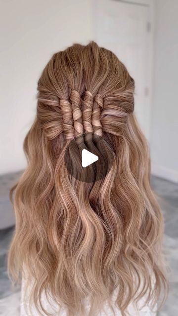 Textured Bridal Updo, Braid Videos, Wedding Hair With Braids, Hairstyles For Photoshoot, Hard Hairstyles, Simple Long Hair Hairstyles, 2024 Hairstyles, Trendy Braids, Half Up Hairstyles For Long Hair