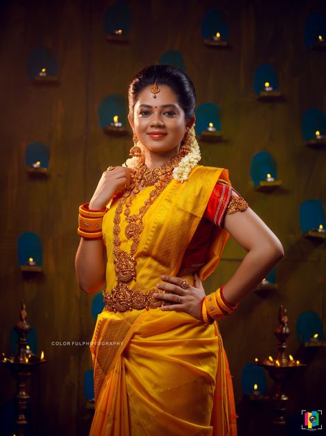 Engagement Portraits Poses, Haldi Ceremony Outfit, Indian Bride Poses, Half Saree Function, Indian Bride Photography Poses, Indian Wedding Poses, Bride Photos Poses, Engagement Bride, Bridal Photography Poses