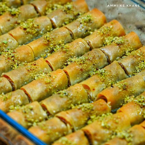 Delicious Baklava Rolls Recipe Available Now @ammi.ke.khane #baklava #sweetdish #sweetdessert #desserts #Dessert #arabicsweets #arabicbaklava #ramzanrecipes #ramazanspecial #ramadan2024 #ramadan #ramzan #challenge Arabic Sweets, Baklava, Rolls Recipe, Sweet Desserts, Rolls