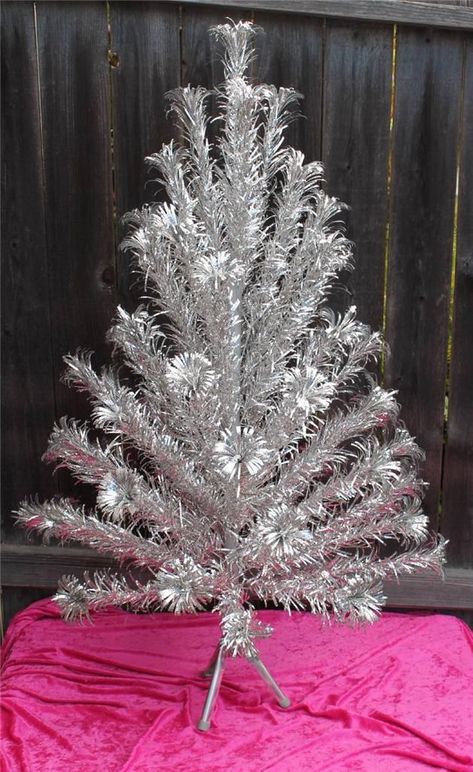 AN UNSPOKEN LOVE Vintage Aluminum Christmas Tree, Tinsel Christmas Tree, Aluminum Christmas Tree, Christmas Tree Coloring Page, Christmas Tree Decorating, Retro Christmas Tree, Silver Tinsel, Tree Coloring Page, Silver Christmas Tree