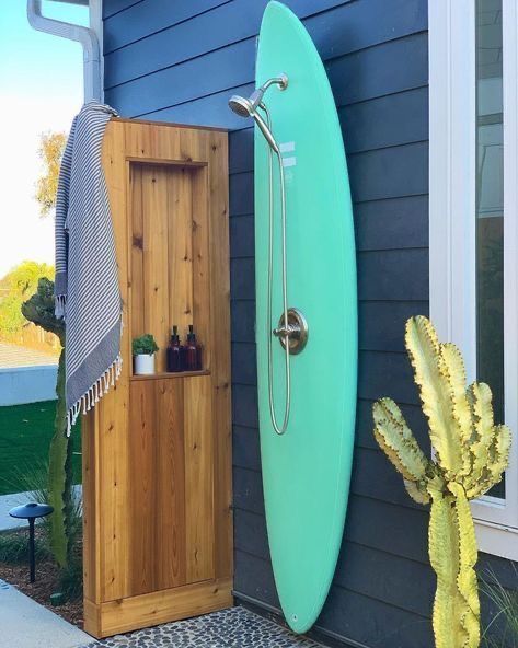 Outdoor Shower Beach, Surfboard Storage, Deco Surf, Outside Showers, Coastal Interior Design, Outdoor Showers, Coastal Interior, Surfboard Wall Art, Coastal Interiors Design