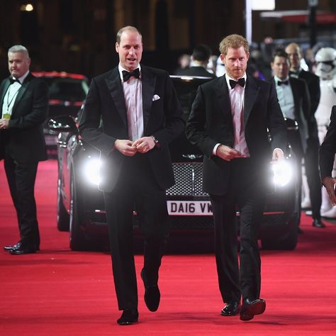 William And Harry, Star Wars The Last Jedi, Kate And Meghan, Prinz Harry, Lady Louise Windsor, Prince Henry, Royal Family England, Prince William And Harry, Principe Harry