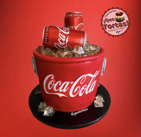 Coke Cake Design, Coca Cola Cake Design Birthdays, Pepsi Cake, Mcdonalds Birthday Party, Festa Power Rangers, Coke Cake, Coca Cola Cake, Cola Cake, Always Coca Cola