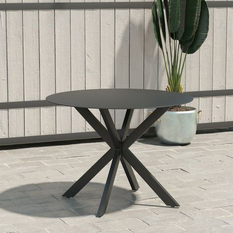 Circle dining table