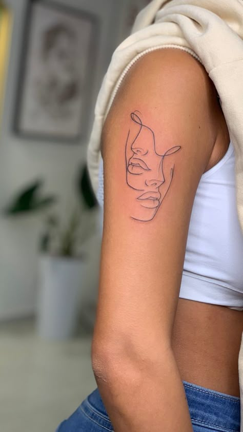 One Continuous Line Tattoo, Women Faces Tattoos, Face Outline Tattoos For Women, Face Tattoos For Women On Arm, Fine Line Body Tattoo, Face Fine Line Tattoo, Fineline Face Tattoo, Female Line Art Tattoo, Tattoos Of Women Faces