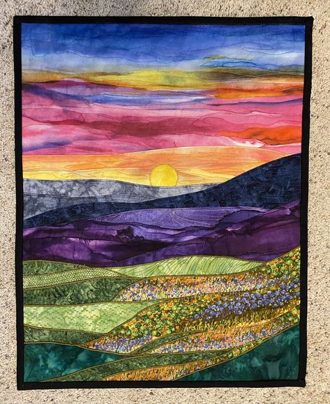 Landscape Quilts Tutorial, Landscape Quilts Ideas, Quilted Landscapes, Textile Landscapes, Seascape Quilts, Abstract Art Quilt, Landscape Quilting, Contemporary Art Quilt, Watercolor Quilt