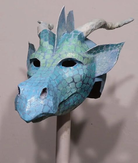 Paper Mache Dragon, Katniss Costume, Cardboard Art Sculpture, The Magic Faraway Tree, Scary Halloween Decorations Outdoor, Make A Dragon, Dragon Horns, Paper Mache Mask, Dragon Mask