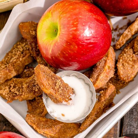 Air Fryer Apple Fries Air Fryer Apple Fries, My Air Fryer Kitchen, Apple Baking, Air Fryer Kitchen, Apple Fries, Fried Dessert, Airfryer Recipes, Apple Dessert, Air Fry Recipes