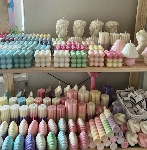 Candlestick Aesthetic, Diy Candles Homemade, Candles Aesthetic, Pretty Candle, Candles Shop, Aesthetic Candles, Cute Candles, Candle Aesthetic, Candle Art