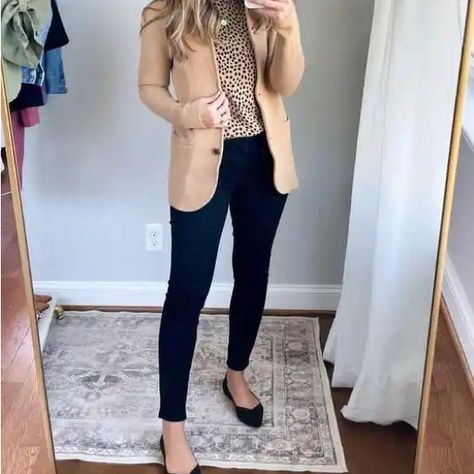 Black Casual Slack Pants Midrise No Stretch Jury Duty Outfit For Women, Real Estate Outfits For Women, Teaching Clothes, Work Attire Women, Interview Outfits Women, Professional Outfit, Casual Work Attire, Casual Work Outfits Women, Career Outfits