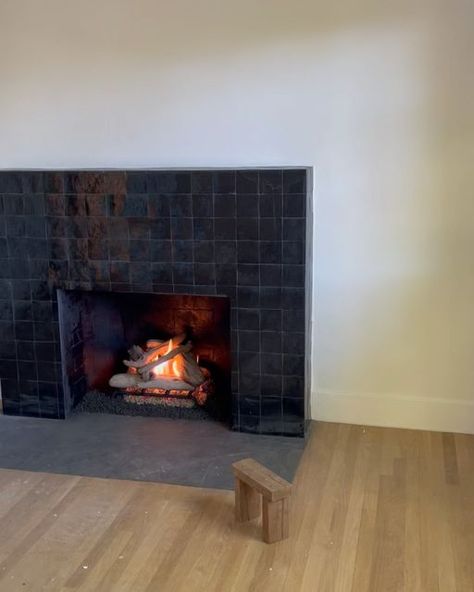 Black Tiles Fireplace, Chimney Tile Ideas, Zellige Fireplace Surround, Black Granite Fireplace Surround, Square Tile Fireplace, Tadelakt Fireplace, Black Tiled Fireplace, Small Corner Fireplace, Zellige Fireplace