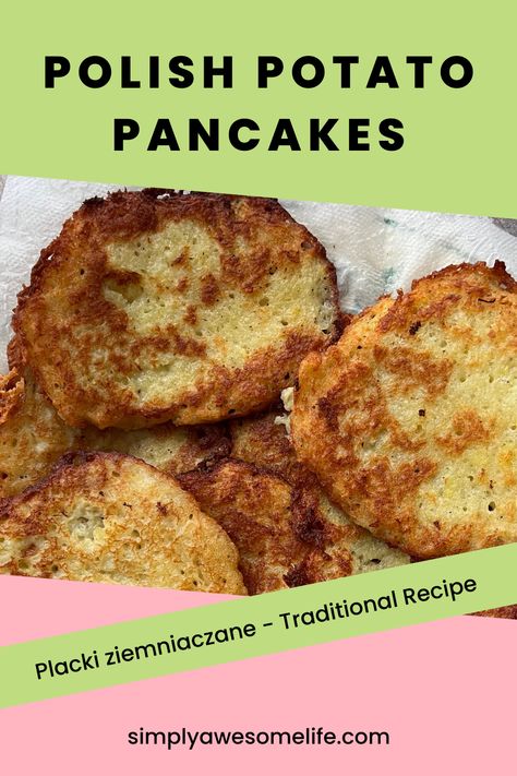 My Mom’s classic recipe for crispy, traditional Polish potato pancakes aka placki ziemniaczane. I just can’t resist them. Polish Potato Pancakes, Potatoe Pancake Recipe, Potato Pancake, Potato Pancakes, Pancake Recipe, Classic Food, My Mom, Pancakes, Potato