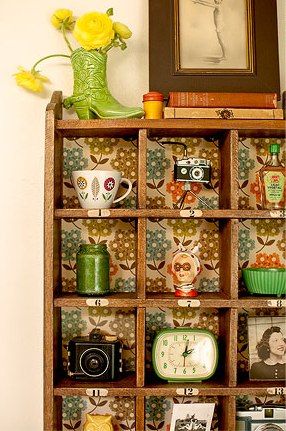 vintage pigeon-hole shelving, perfect for little bits & pieces Pigeon Hole Shelves, Upcycled Storage, Crafting Furniture, Pigeon Hole, Upcycle Storage, Staff Room, Printers Tray, Upcycling Ideas, Spare Room