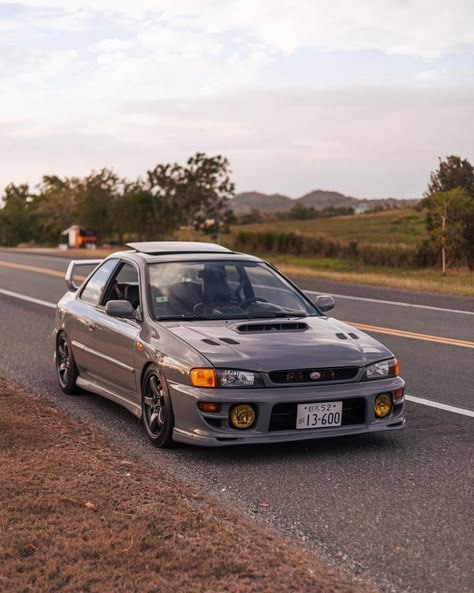 Impreza Rs, Exotic Sports Cars, Tuner Cars, Car Girl, First Car, My Dream Car, Subaru Impreza, Japan Fashion, Whips