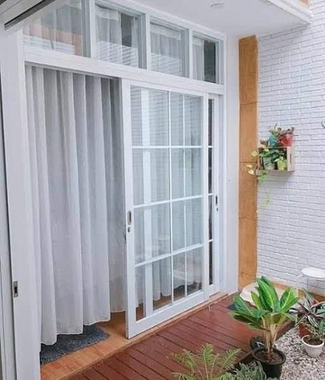 Sliding Patio Door, Balcony Ideas Apartment Christmas, House Window Design, Balcony Ideas Apartment Outdoor, Apartment Modern, Home Door Design, زجاج ملون, Balcony Ideas Apartment Indian, Balcony Ideas Apartment