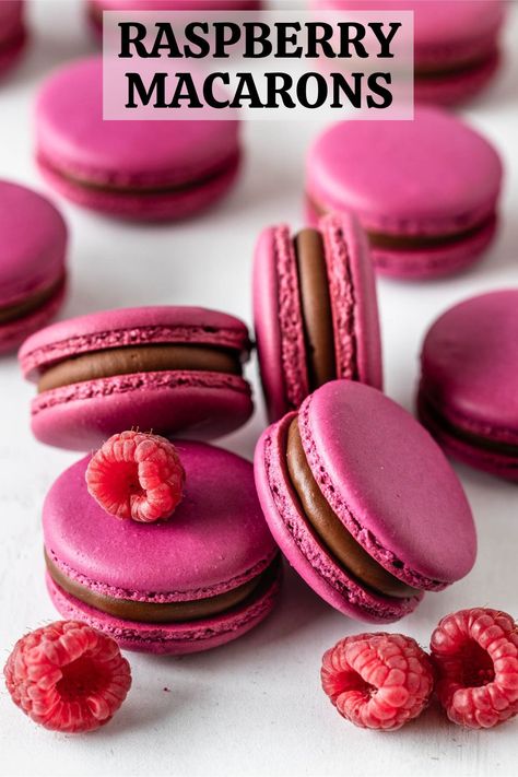 Raspberry Macarons filled with chocolate ganache and raspberry jam #raspberry #pink #macarons #frenchmacarons #chocolate #cookies #swissmacarons Chocolate Raspberry Macarons, Macaroon Cookies Recipe, Jam Raspberry, Raspberry Macaroons, Raspberry Macarons, Making Macarons, Make Macarons, Pink Macarons, Kue Macaroon