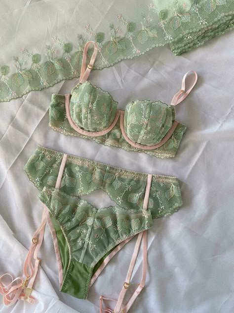 I Made This Lingerie Set For A Friend’s Birthday! Garden Fairy Outfit, Fairy Lingerie, Green Lingerie, Lingerie Vintage, Lingerie Inspiration, Garden Fairy, Cute Lingerie, Lingerie Sets, Lingerie Outfits