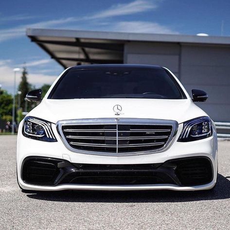 Marcedice Car, Amg Benz, Car Aesthetics, Car Tattoos, Lux Cars, Benz Amg, Car Interiors, Mercedes Car, Bmw Models