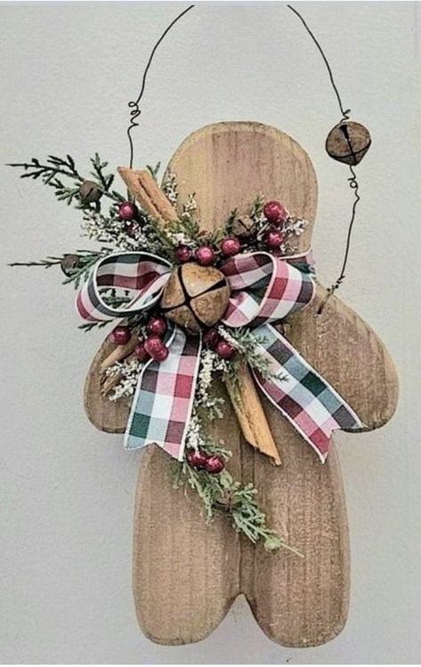 Turned Wood Projects, Unique Diy Christmas Gift Ideas, Homemade Christmas Signs, Diy Wood Projects To Sell, Wood Gingerbread Man, Rustic Christmas Crafts, Country Decor Diy, Christmas Craft Show, Christmas Craft Ideas