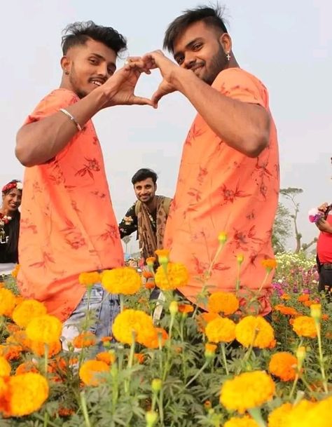 Indian gay, Indian gay couples, Indian gay aesthetic, Indian gay couples aesthetic, Indian Man Aesthetic, Indian Men Aesthetic, Reese Core, Indian Couple Aesthetic, Guys Posing, Aesthetic Indian, Indian People, Gay Aesthetic, Indian Man