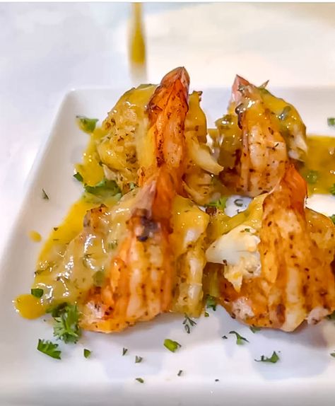 Shrimp And Crab Recipes, Stuffed Shrimp With Crabmeat, Crab And Shrimp Recipe, Stuffed Shrimp, Crab Stuffed, Crab Stuffed Shrimp, Wonton Recipes, Bisque Recipe, Shrimp Recipes For Dinner