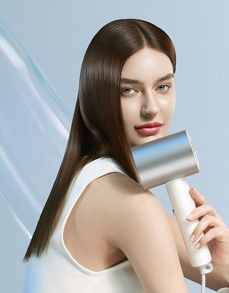 Hair Straightener Photography, Hair Dryer Photoshoot, Hair Dryer Photography, Hair Commercial, Dyson Airstrait, Hair Campaign, Blow Hair, Hair Photography, Hair Dryer Brush