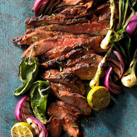 Vegan Grill, Flank Steak Recipe, Beef Food Recipes, Standing Rib Roast, Sirloin Steak, Roast Beef Recipes, Steak Fajitas, Steak Recipe, Chili Lime