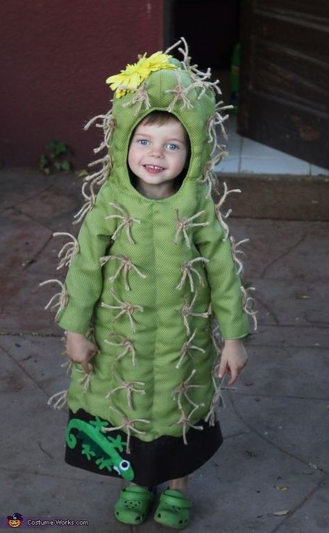 Homemade Costumes For Kids, Halloween Costumes Kids Homemade, Cactus Costume, Karneval Diy, Kid Costume, Clever Costumes, Kids Homemade, Black Halloween Dress, Diy Kostüm