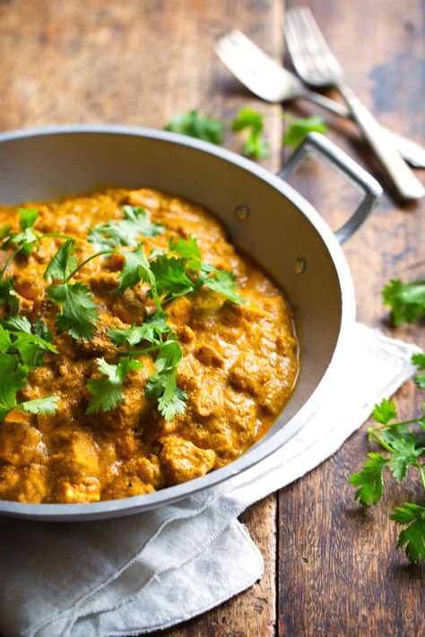 Chicken Shahi Korma - this is food from the gods. Chicken, paneer, cashews, and golden raisins all in a creamy, spicy sauce. 400 calories. | pinchofyum.com