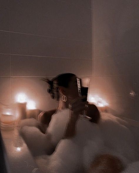 Michelle Core, The Unhoneymooners, Bath Aesthetic, Social Media Strategist, Rich Girl Lifestyle, Dark Feminine Aesthetic, Luxury Aesthetic, Dark Feminine, Dream Lifestyle