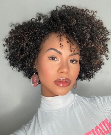 Summer Hairstyles 2023: 18 Ideas for Black Women Pixie Haircut For Curly Hair Natural Round Face, Medium Length Natural Hair Black Women, Short Wash And Go Natural Hair, Natural Hair Inspiration Short, Coily Bob, Natural Hair Cuts Shape, Trendy Summer Hairstyles, Natural Hair Bob Cut, Long Hair Natural