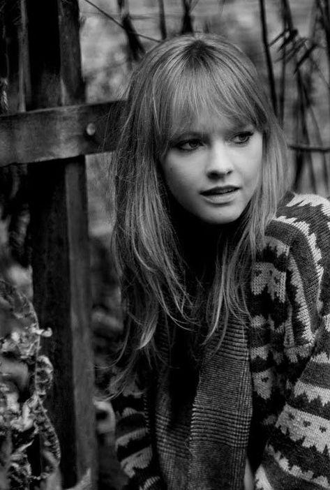 Lucy Rose, Red Face, Music Pics, The Garage, Female Singers, Cut And Color, Music Bands, Hair Inspo