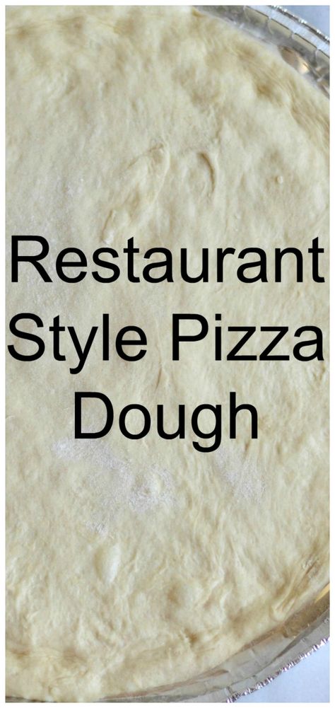 Restaurant-Style Pizza Dough ~ Don't be intimidated by making your own pizza dough, it's quite simple once you get the hang of it! Diy Pizza, Make Your Own Pizza, Pizza Restaurant, Italian Pizza, Bread Machine Recipes, Pizza Recipes Dough, Pizza Stone, Bread Machine, Bread Rolls