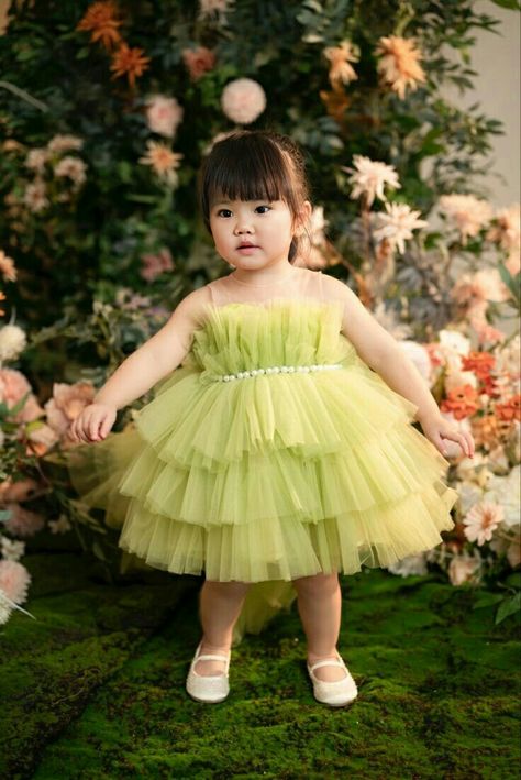 Baby Gowns Party Wear, Jai Bholenath, Ivory Lehenga, Birthday Frocks, Modern Fairy, Frocks For Babies, Frocks For Kids, Baby Birthday Dress