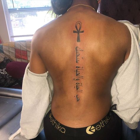 CEE INKOGNITO on Instagram: “Love life and life will love you 💉🖤” Back Tattoo Women Spine, Girl Thigh Tattoos, African Tattoo, M Tattoos, Black Girls With Tattoos, Best Tattoos For Women, Spine Tattoos For Women, Red Ink Tattoos, Leg Tattoos Women