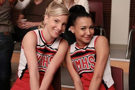 Santana’s New Girlfriend On Glee — Naya Rivera Reveals Her Dream GF In Complex – Hollywood Life Glee Cheerios, Glee Santana And Brittany, Glee Season 4, Brittany And Santana, Naya Rivera Glee, Heather Morris, Cheerleader Costume, Glee Club, Naya Rivera