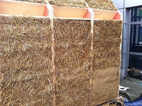 9 Straw Bale House Frequently Asked Questions - House of Straw Insulated Chicken Coop, Silkie Chickens Coop, Chicken Coop Winter, Cheap Insulation, Diy Coop, Pallet Coop, Cheap Chicken Coops, Diy Insulation, Chicken Coop Pallets