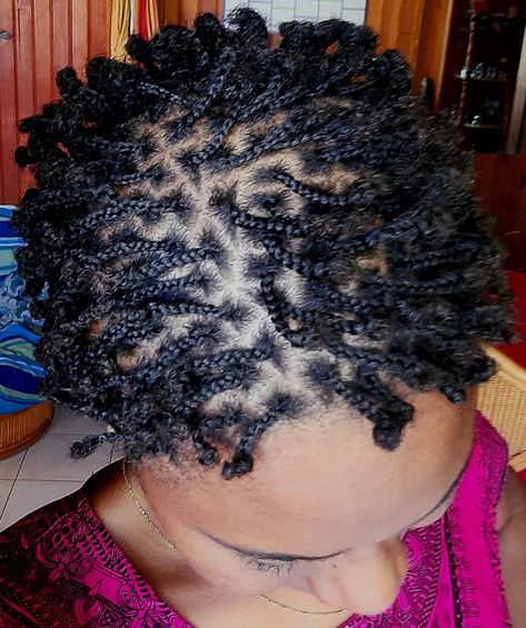 Nattes sur cheveux crépus très courts femme Nappy Hair, Twist Braid, Hair Diy, Twist Braid Hairstyles, Braids With Curls, Sisterlocks, Natural Hair Braids, Hair Braids, Braid Hairstyles