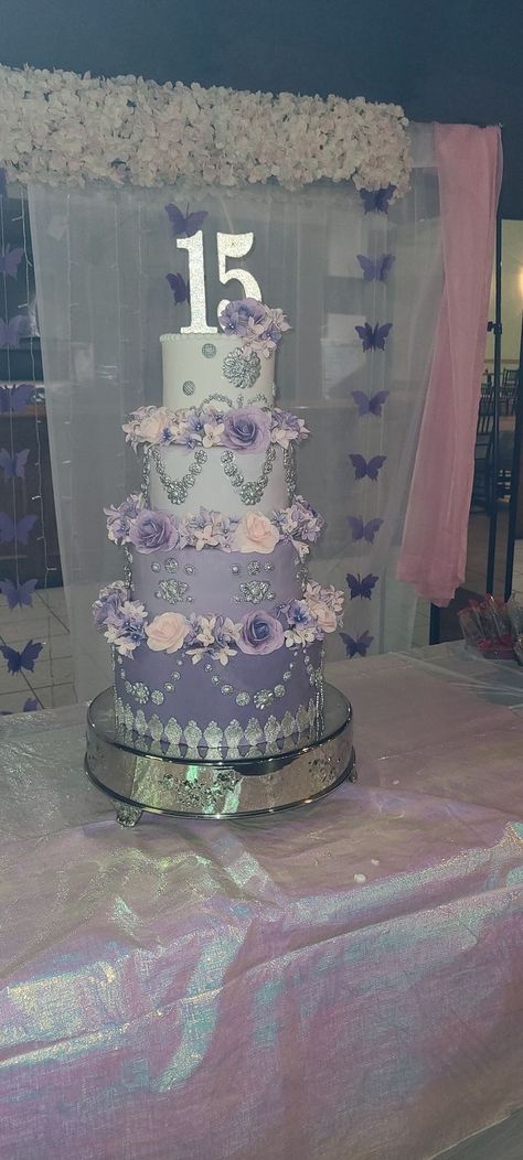 Butterfly Quince, Quince Cake, Quinceanera Cakes, Sweet 15, White Butterfly, Quince, Purple Butterfly, Purple Backgrounds, Purple Roses