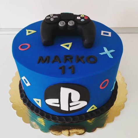 Ps4 cake - cake by Tortebymirjana - CakesDecor Ps4 Cake, Nintendo Cake, Playstation Cake, Cake Decorating For Kids, Video Game Cakes, 14th Birthday Cakes, 13 Birthday Cake, Play Station, Boy Birthday Cake