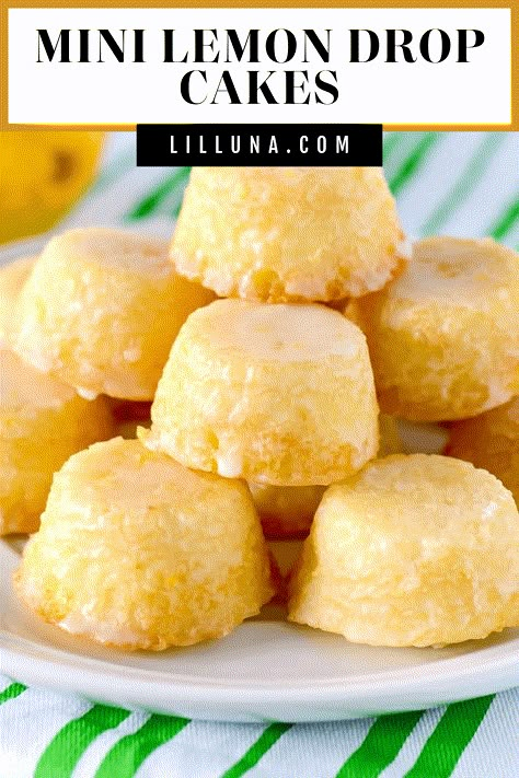 Lemon Bites, Drop Cake, Mini Cake Recipe, Cakes Recipes, Mini Cake, Lemon Desserts, Lemon Recipes, Lemon Drop, Savoury Cake