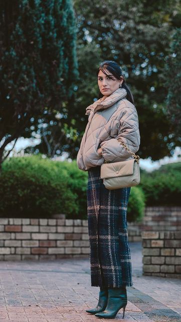 Dielle on Instagram: "Just because its fall, doesn’t mean you have to sacrifice style for comfort. Layer up in this maxi plaid skirt and puffer jacket while still looking fabulous! #maxiskirt #plaidskirt #pufferjacket #fashionoutfit #falloutfits" Skirt And Puffer Jacket, Its Fall, Plaid Skirt, It's Fall, Plaid Skirts, Just Because, Puffer Jacket, Maxi Skirt, Fall Outfits