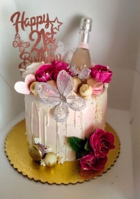 21st Birthday Cake Birthday Cake For 21 Year Old Girl, 21st Birthday Cake Ideas, 21 Birthday Cake, Bottle Cake, 21st Cake, 21st Birthday Cakes, 21st Birthday Cake, Birthday Cake Ideas, Birthday Idea