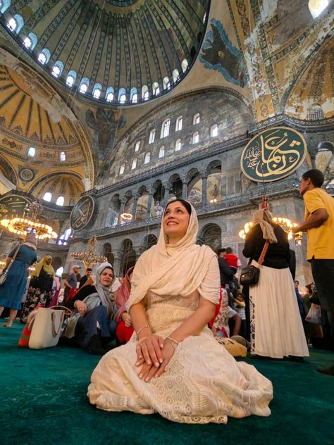 Hagia Sophia Interior, Turkey Trip, Turkey Photography, Istanbul Turkey Photography, Turkey Photos, Hagia Sophia, Photo Insta, Bongou Stray Dogs, Pictures Ideas