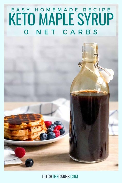 EASY RECIPE for homemade sugar-free keto maple syrup (0 carbs). It's the perfect sugar-free sauce for your breakfast keto waffles. Gluten-free. Keto Syrup Recipe, Keto Maple Syrup, Keto Syrup, Sugar Free Pancake Syrup, Blender Recipe, Keto Waffles, Maple Syrup Recipes, Keto Sauces, Breakfast Keto