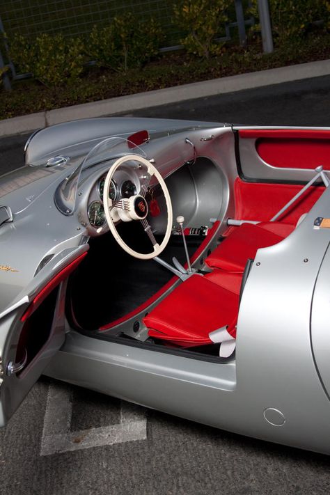 Porsche Spyder, Porsche 9, 550 Spyder, Porsche Carrera Gt, Porsche 550, Bmw Classic Cars, Bmw Classic, Vw Porsche, Diesel Cars