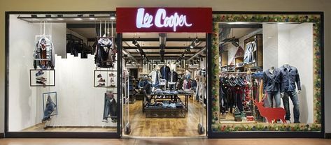 Lee Cooper - Picture gallery 1 Denim Display, Industrial Concept, Vintage Store Displays, Retail Signage, Store Windows, Womens Fashion Casual Winter, Lee Cooper, Super Healthy Recipes, Shop Window Displays